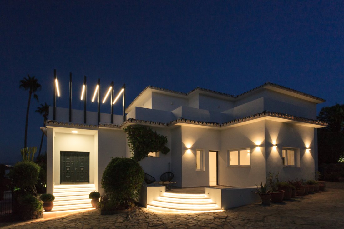 Villa in Nueva Andalucia, Marbella, Spain 1 - 12028077