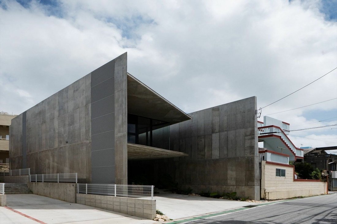 Ginowan City Ohyama House In Ginowan, Okinawa, Japan For Sale (12028128)