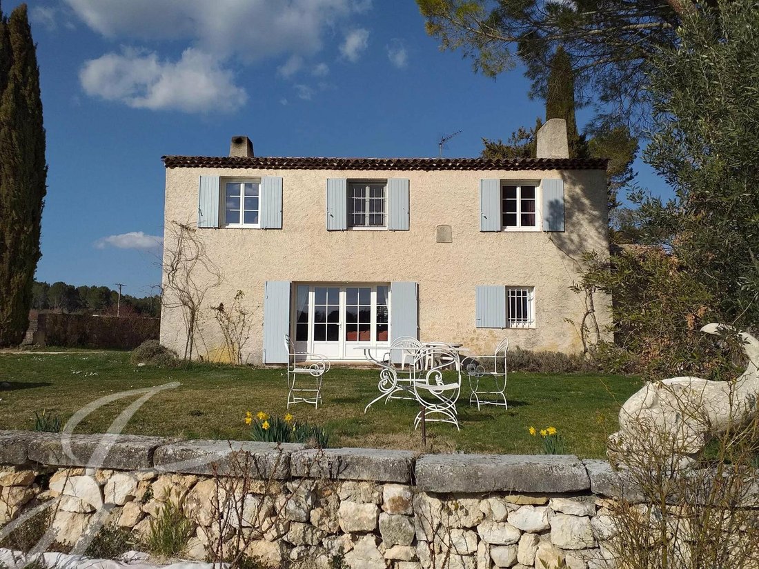 House in Saint-Cannat, Provence-Alpes-Côte d'Azur, France 1 - 12025104