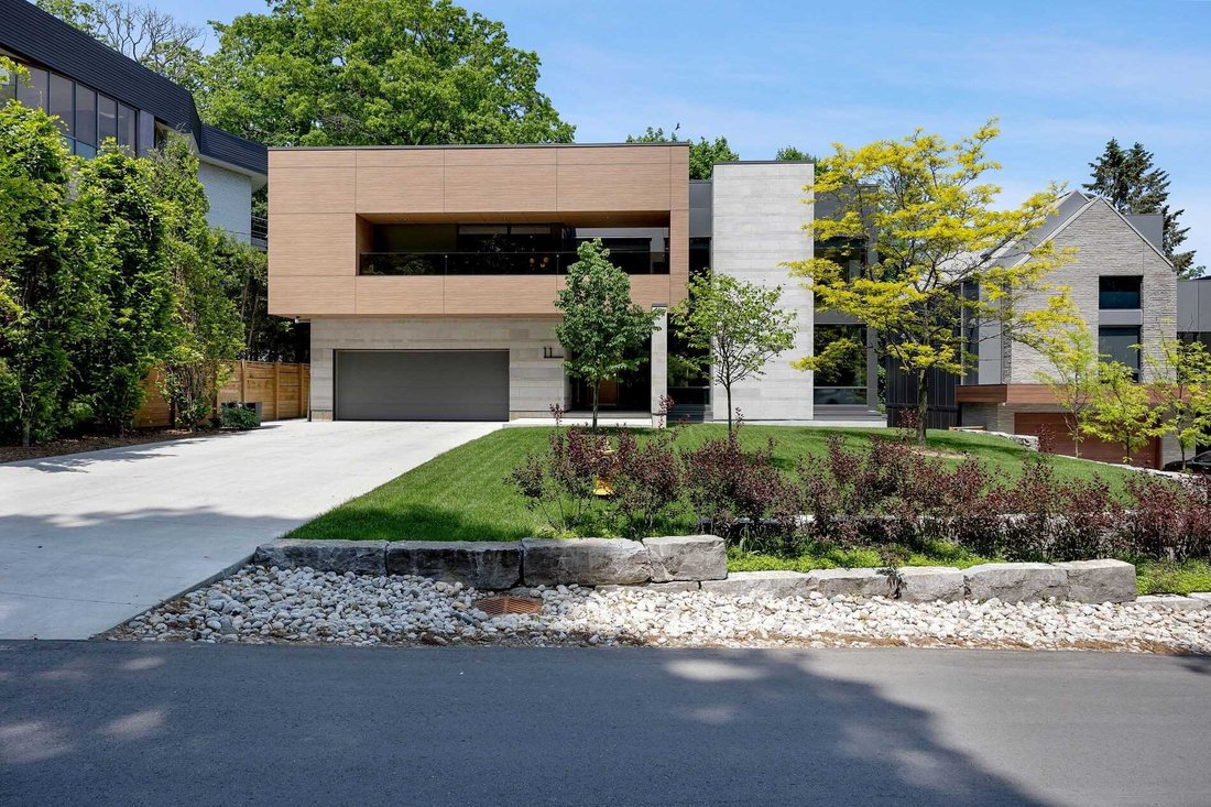 House in Toronto, Ontario, Canada 1 - 12028332