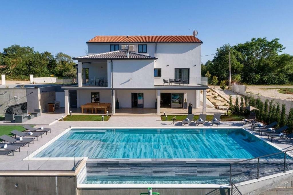 House in Tinjan, Istria County, Croatia 1 - 12026233