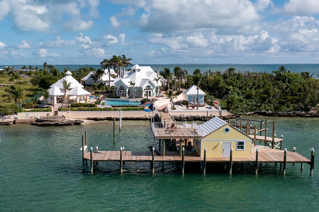 Villa Tatutina In Marsh Harbour, Central Abaco, The Bahamas For Sale