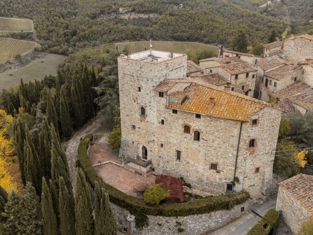 Castle in Vertine, Tuscany, Italy 1