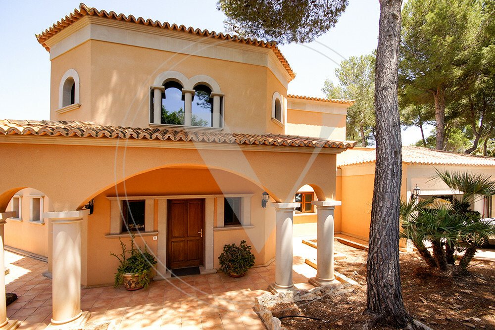 Villa in Sol de Mallorca, Calvia, Balearic Islands 2 - 12035212