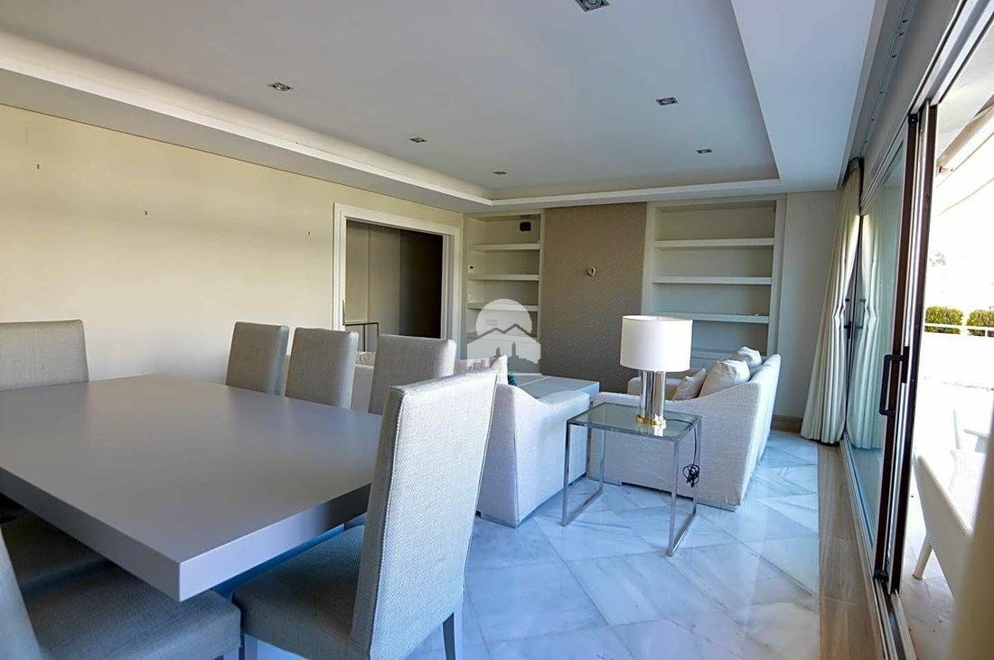 Wohnung in Marbella, Andalusien, Spanien 3 - 12034644