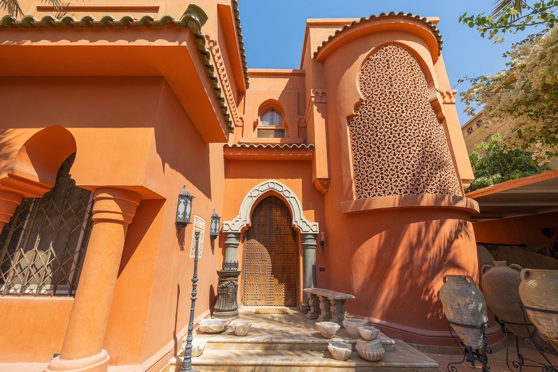 Villa With A View The Great In Sheikh Zayed City, Giza Governorate