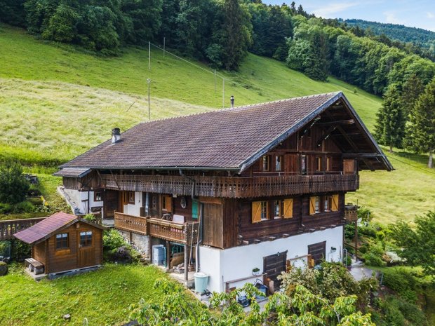 House in Troistorrents, Valais, Switzerland 1