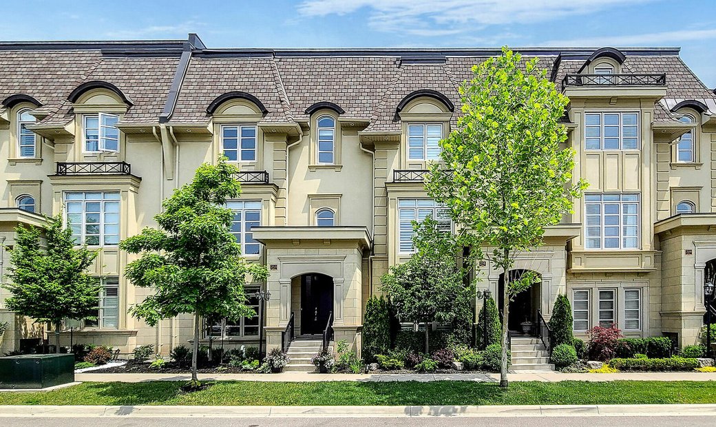 Oakville, Greater Toronto Area In Oakville, Ontario, Canada For Sale