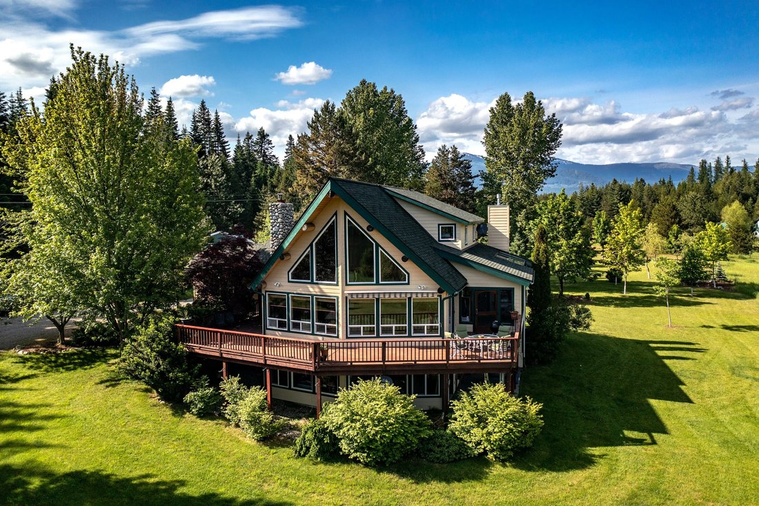 9776 Lakeshore Drive, Sagle, Id 83860 In Sagle, Idaho, United States