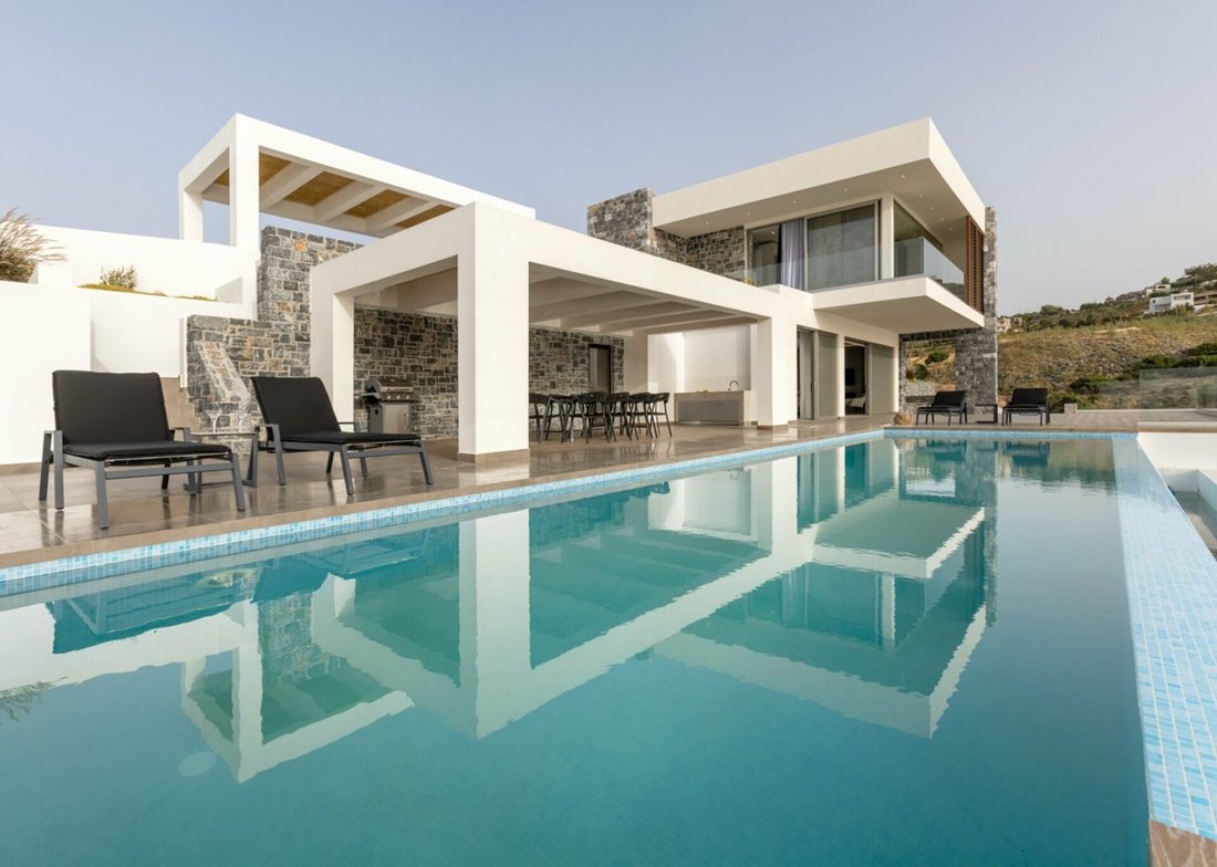 Villa in Community of Achlada, Gazi, Greece 1 - 12043559