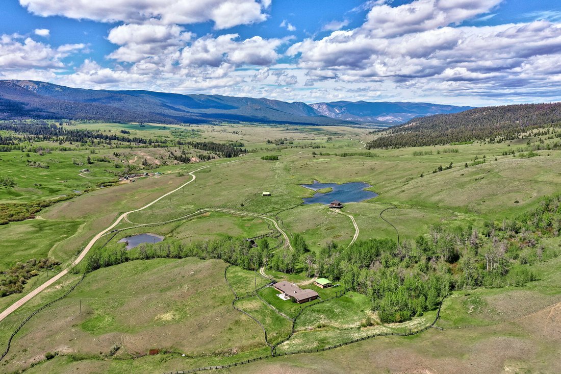 Rural Cache Creek Ranch In Ashcroft, British Columbia, Canada For Sale