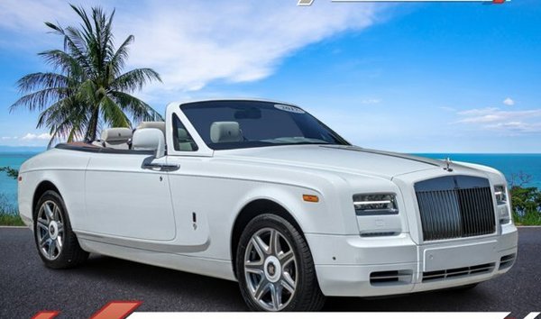 Rolls-Royce Phantom Drophead Coupe Base (11851022)