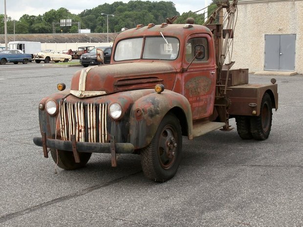 1946 Ford Wrecker in Morgantown, United States 1