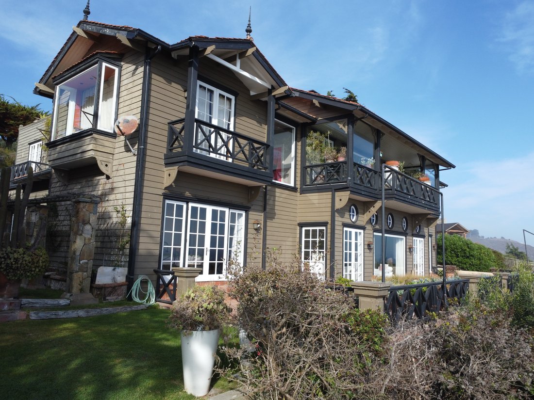 House In Beranda With Incredible View In Zapallar, Valparaíso, Chile