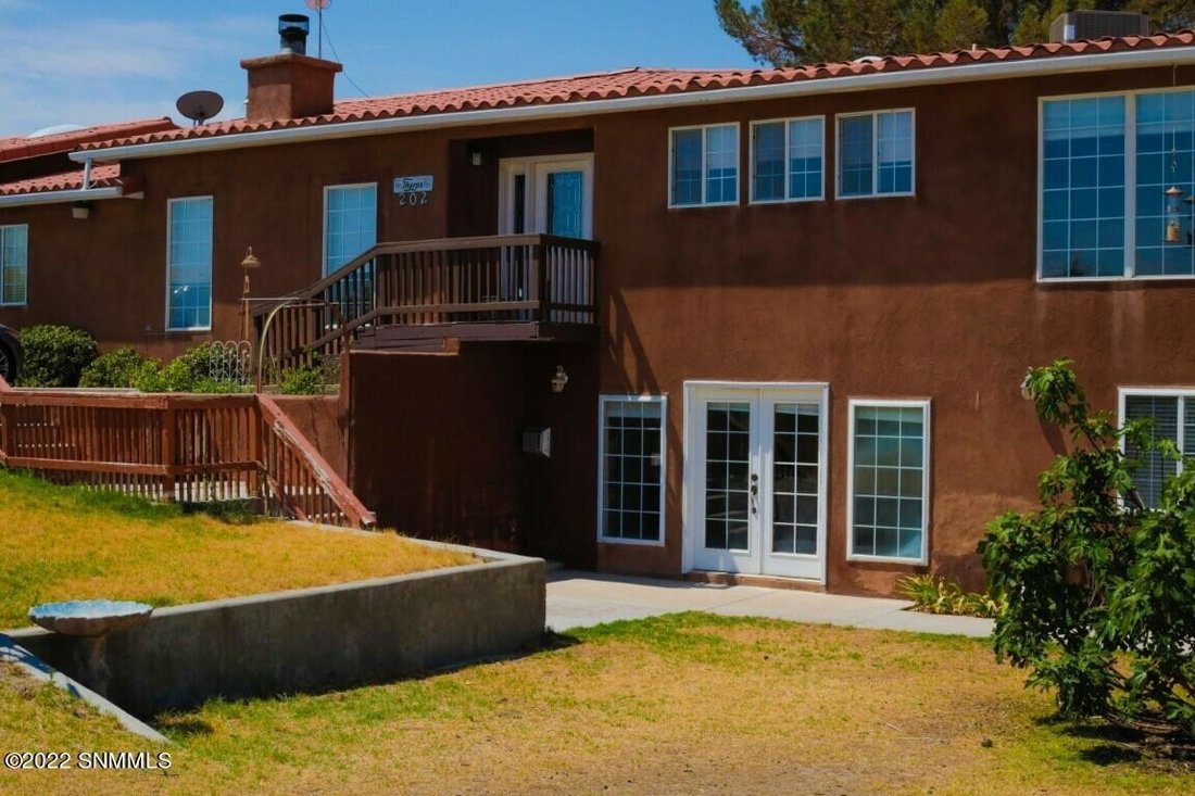 5 Bedrooms Single Family Detached In Elephant Butte, New Mexico, United States For Sale (12050547)