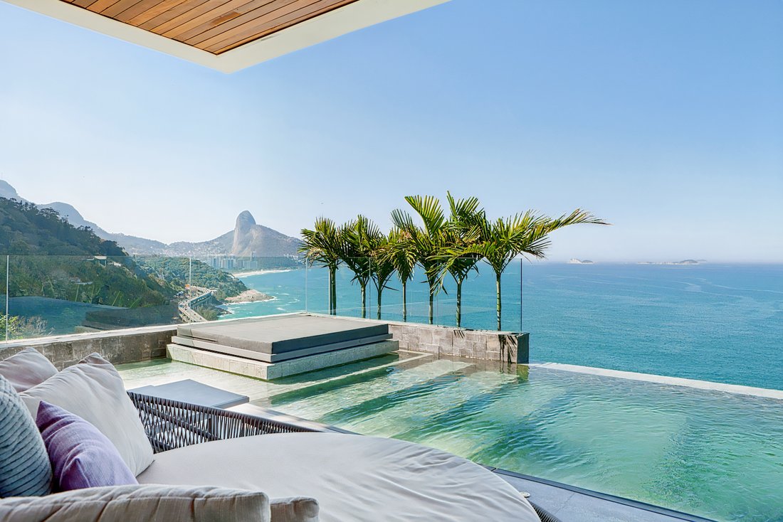 5 Bedrooms Mansion With In Rio De Janeiro, State Of Rio De Janeiro ...