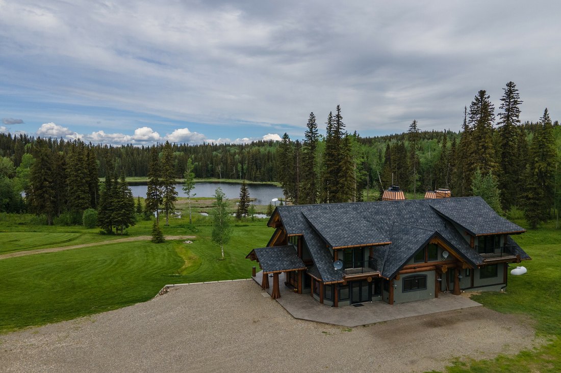Luxurious Cariboo Estate In Quesnel, British Columbia, Canada For Sale