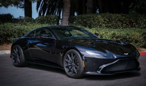 2020 Aston Martin Vantage (12051925)