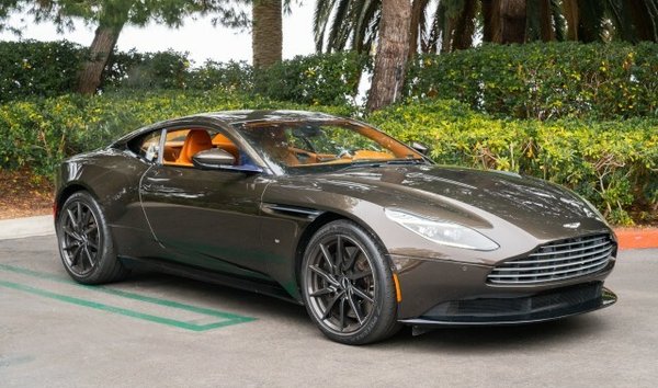 2018 Aston Martin DB11 V12 (12051800)