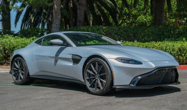 2019 Aston Martin Vantage (12051918)