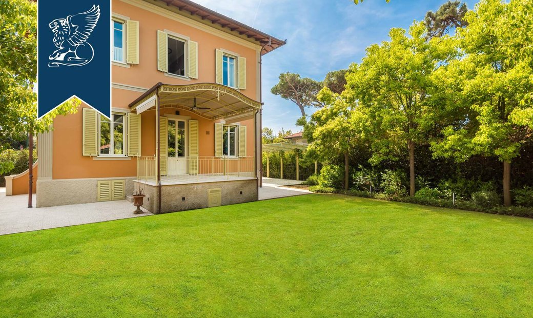 Luxurious Art Nouveau Villa By Forte Dei In Forte Dei Marmi, Tuscany