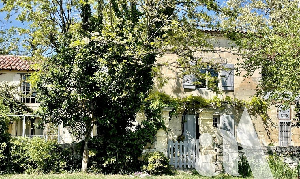 Casa Arles En Arlés, Provenza Alpes Costa Azul, Francia En Venta (12053189)