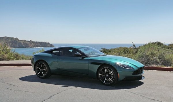 2022 Aston Martin DB11 (12051790)