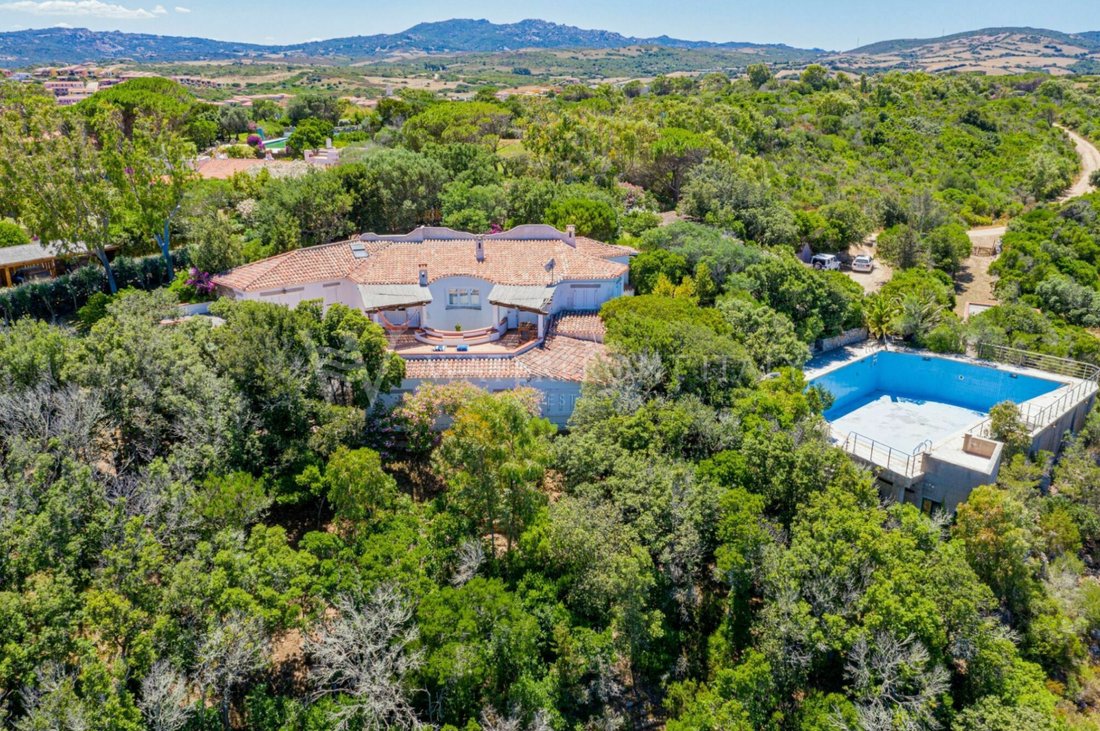 Villa à Lungòni/Santa Teresa Gallura, Sardaigne, Italie 3 - 11231927
