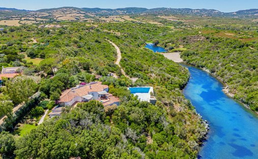 Villa in Lungòni/Santa Teresa Gallura, Sardinien, Italien 1
