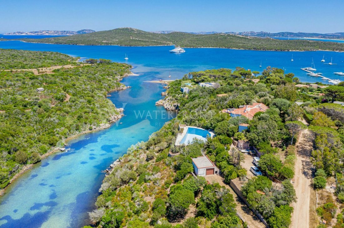 Villa à Lungòni/Santa Teresa Gallura, Sardaigne, Italie 2 - 11231927