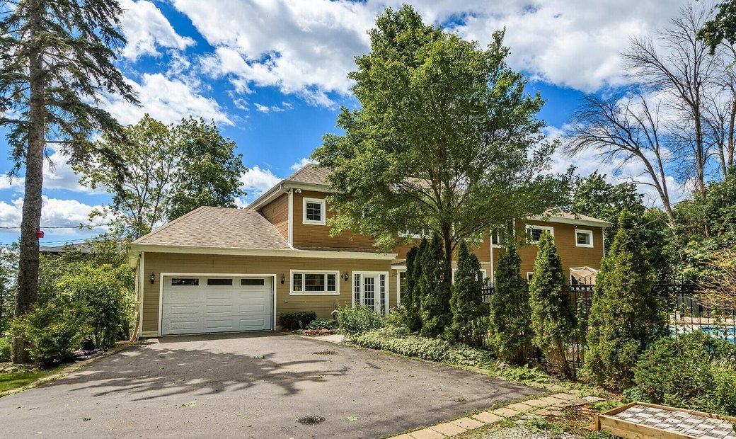 Baie D'urfé, Montréal In Baie D'urfe, Quebec, Canada For Sale (12054442)