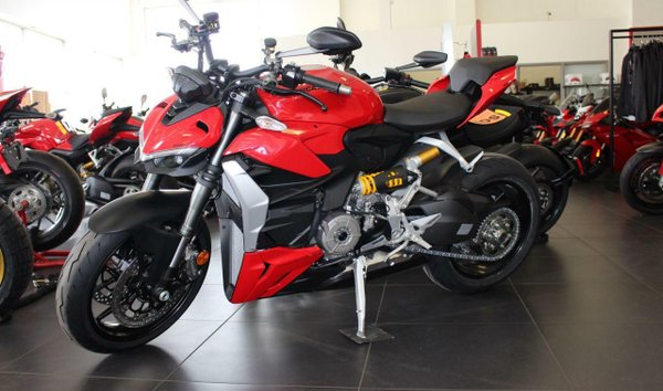 Ducati Streetfighter (12054672)