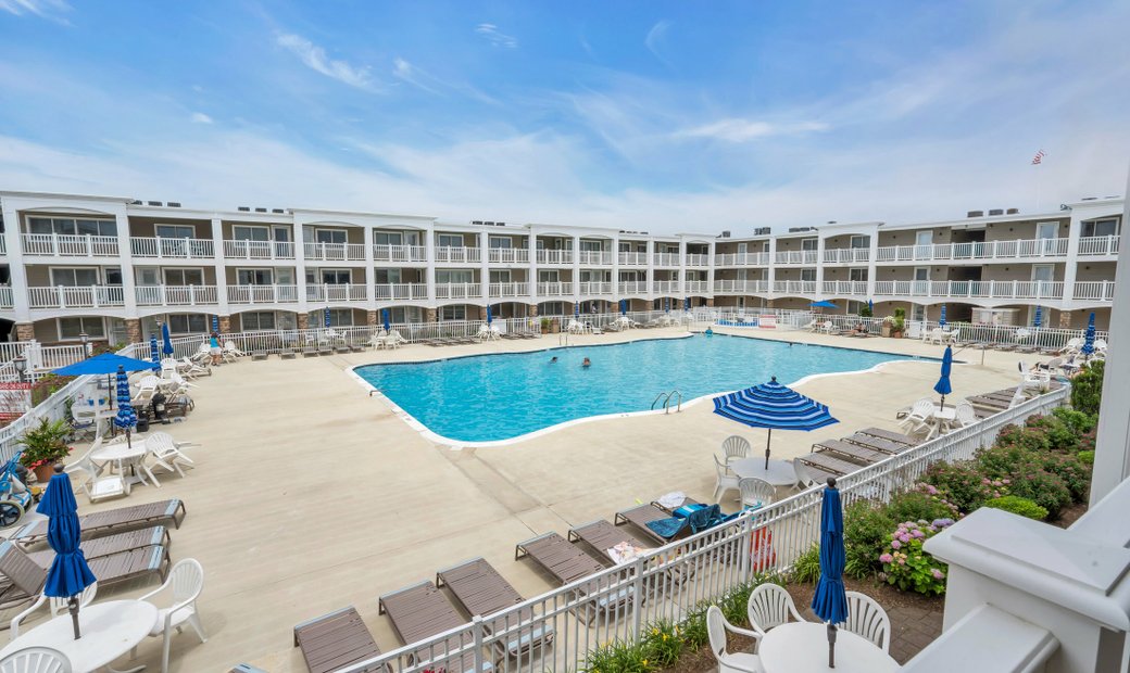 Ocean Club In Mantoloking, New Jersey, United States For Sale (12057216)