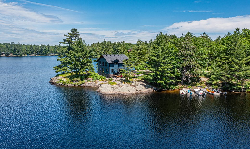 Kahshe Lake Dreaming In Gravenhurst, Ontario, Canada For Sale (11898657)