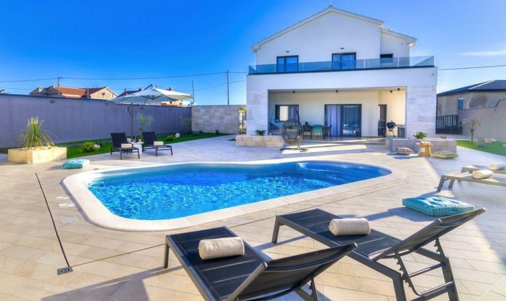 Villa For Sale In In Novi Vinodolski, Primorje Gorski Kotar County, Croatia For Sale (12058588)