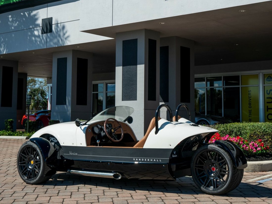 Cabriolet in Naples, FL 5 - 12059285