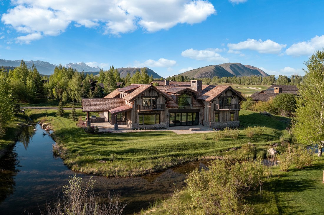 Mountain Modern At 3 Creek Ranch In Jackson, Wyoming, United States For