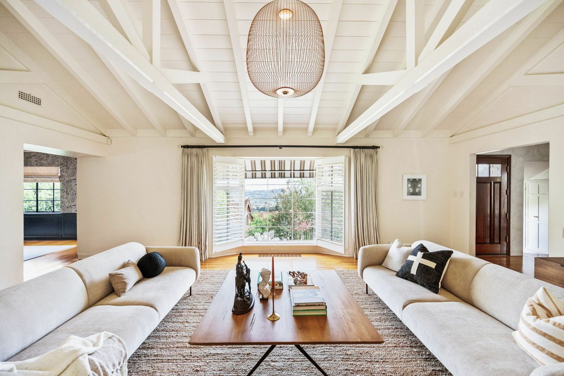 House in Los Angeles, California, United States 1 - 12059977