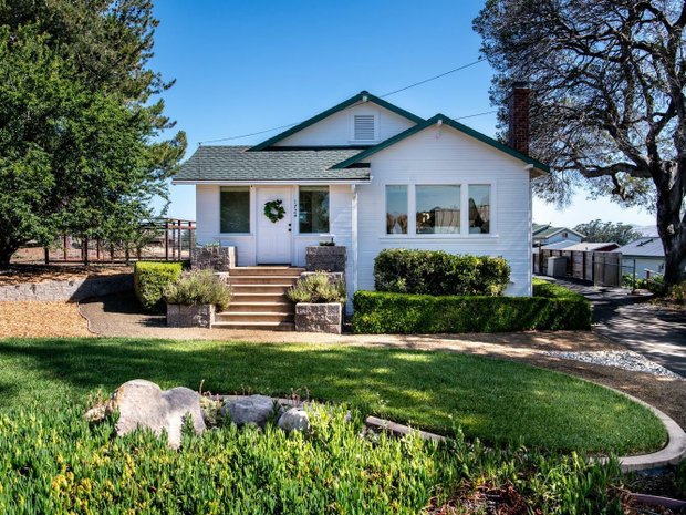 House in Petaluma, California, United States 1