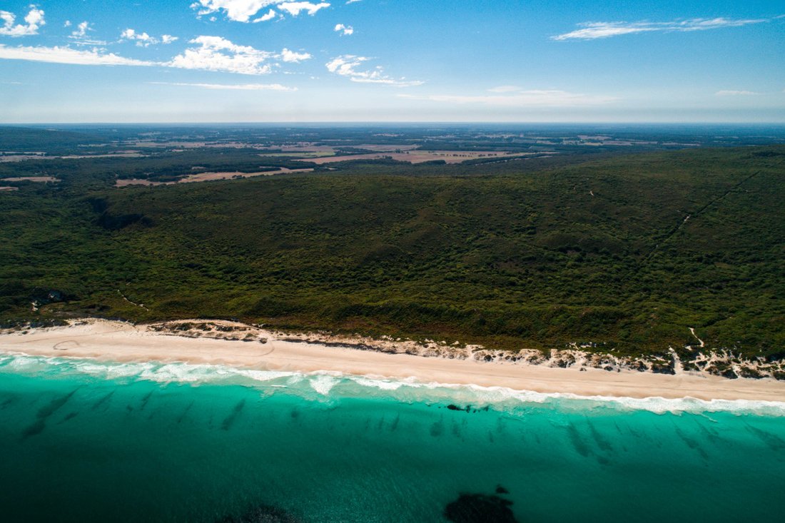 Exceptional 270 Degree Views In Deepdene Western Australia