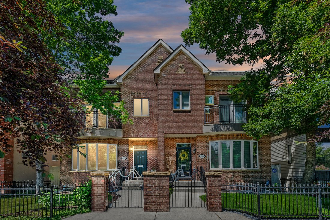 812 Memorial Drive Nw In Calgary, Alberta, Canada For Sale (12014469)