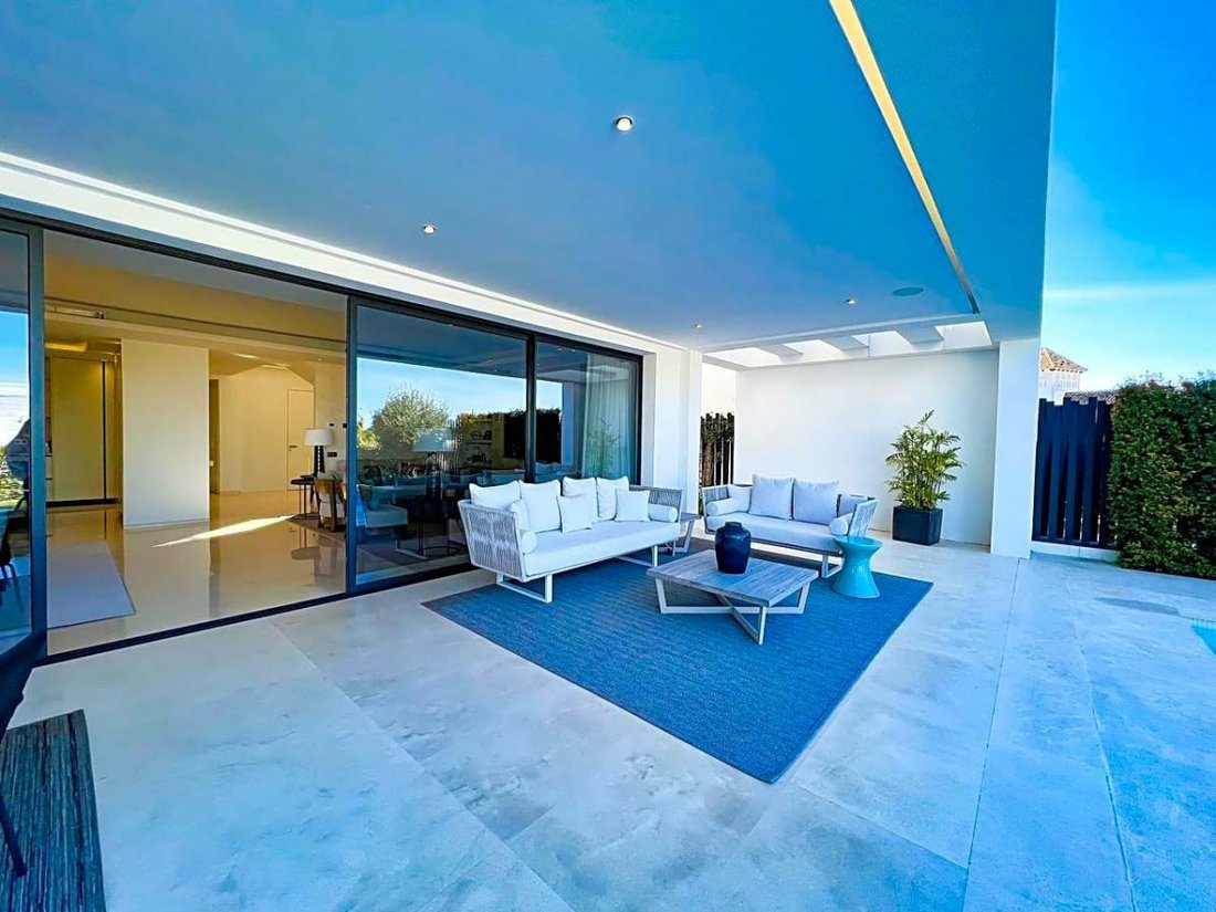 Villa in Marbella, Andalusia, Spain 4 - 12062354