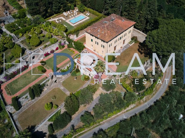 Villa in Camaiore, Tuscany, Italy 1