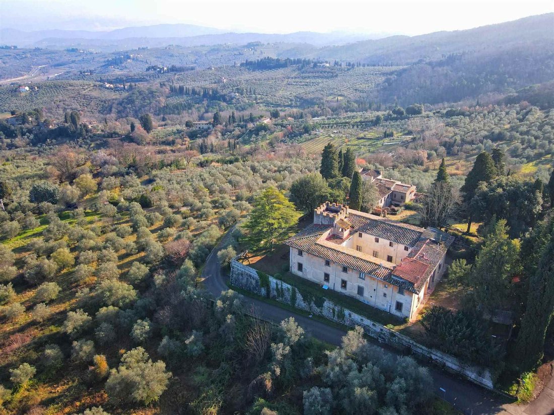 Villa Scandicci In Tuscany, Italy For Sale (12065754)