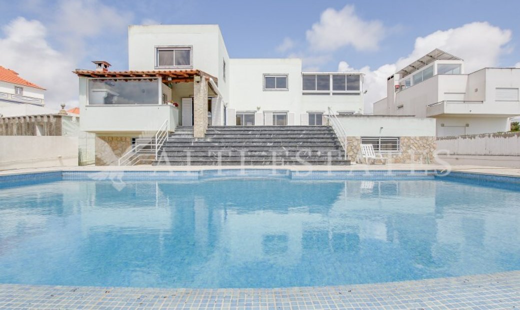 T5 Villa For Sale Azenhas Do Mar In Colares, Lisbon, Portugal For Sale