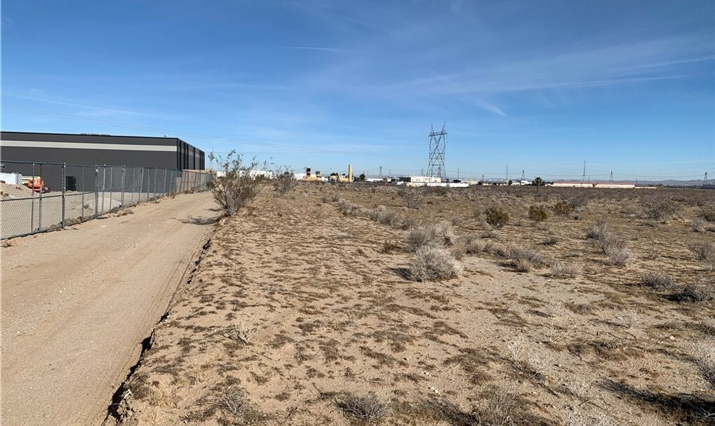 Lots And Land Adelanto En Adelanto, California, Estados Unidos En Venta