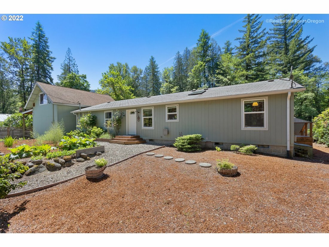 Single Family For Sale In Sandy In Sandy, Oregon, United States For