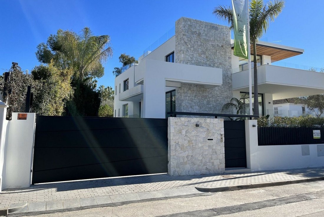 House in Marbella, Andalusia, Spain 1 - 12079571