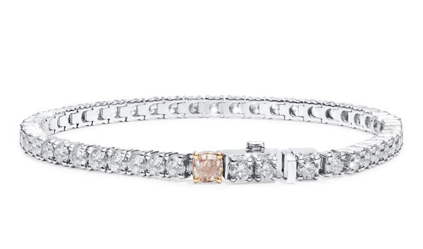 White Diamond Bracelet, 7.37 Carat, Round shape (12062345)