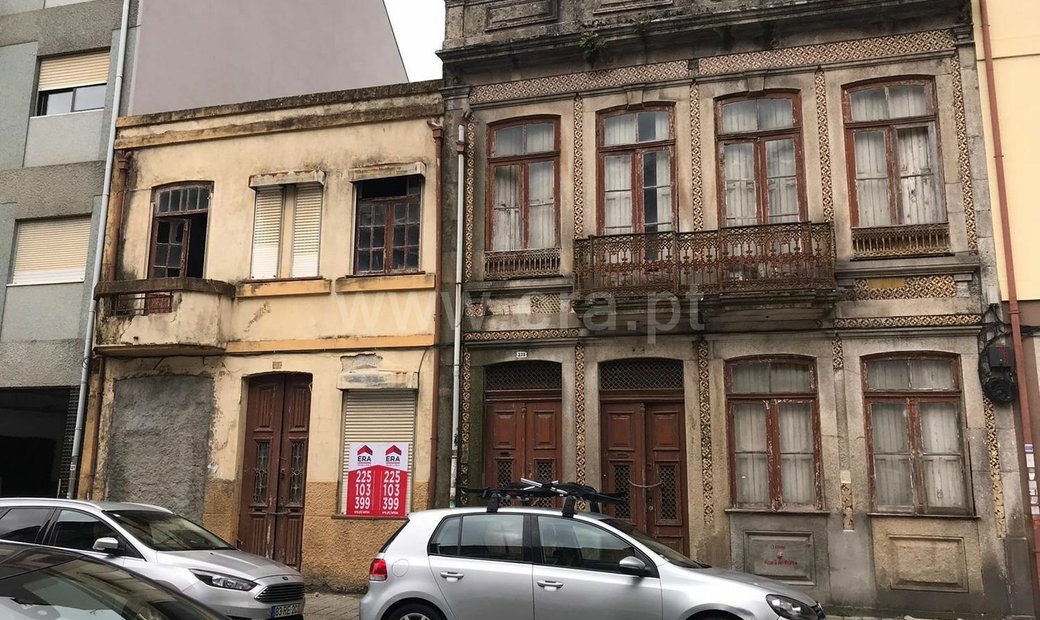 Bonfim Building In Porto, Porto District, Portugal For Sale (12081416)